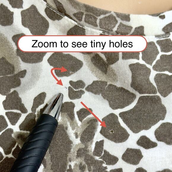 Animal Print T-Shirt AOP Giraffe Safari Whimsy Busy Mom Grunge READ Chicos 2 (L) - Picture 5 of 14